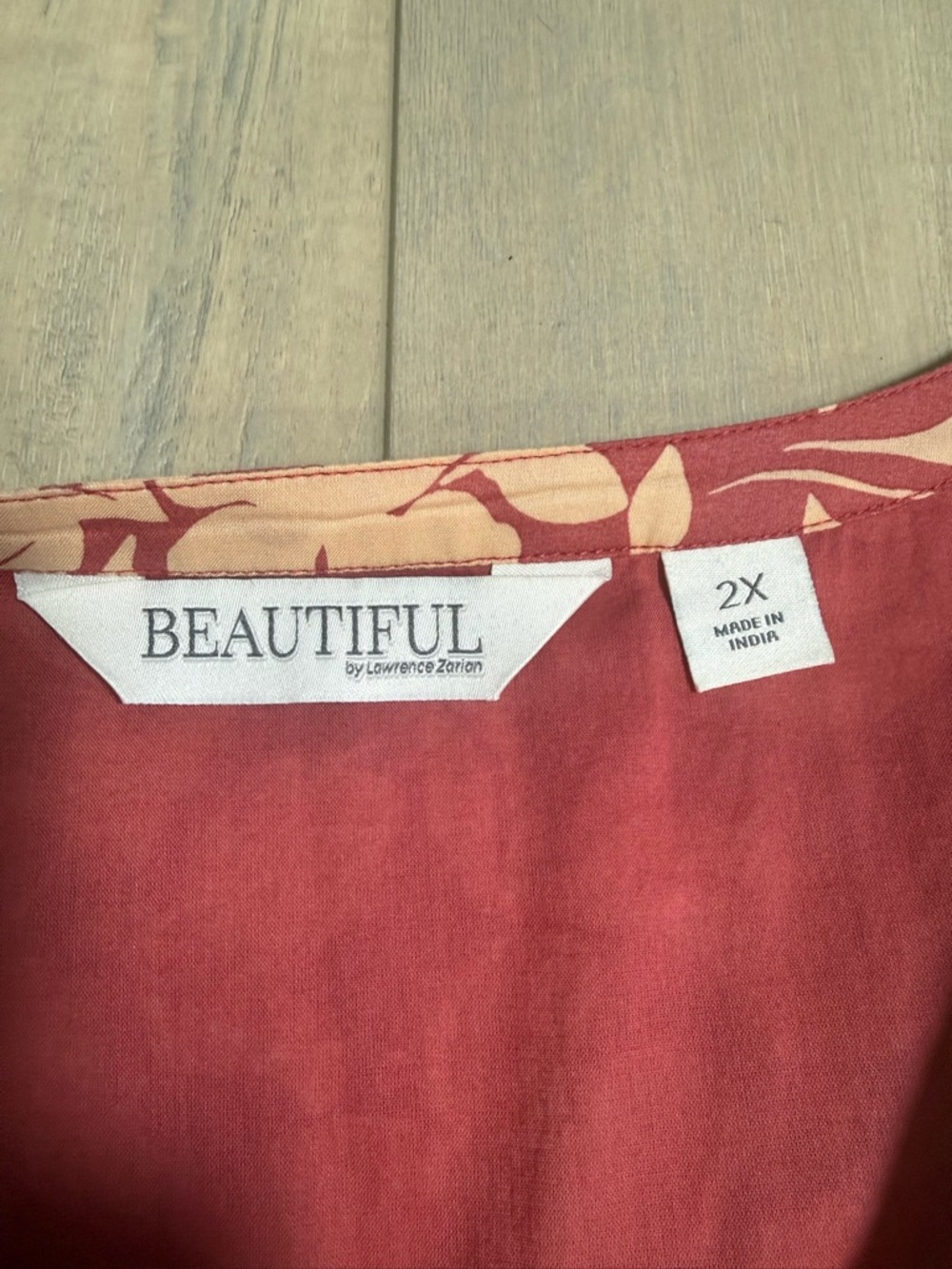 Beautiful by Lawrence Zarian Floral V-Neck Maxi Dress in Dusty Rose & Cream - Picture 4 of 5